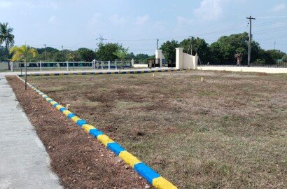 LAKE VIEW PREMIUM VILLA PLOTS