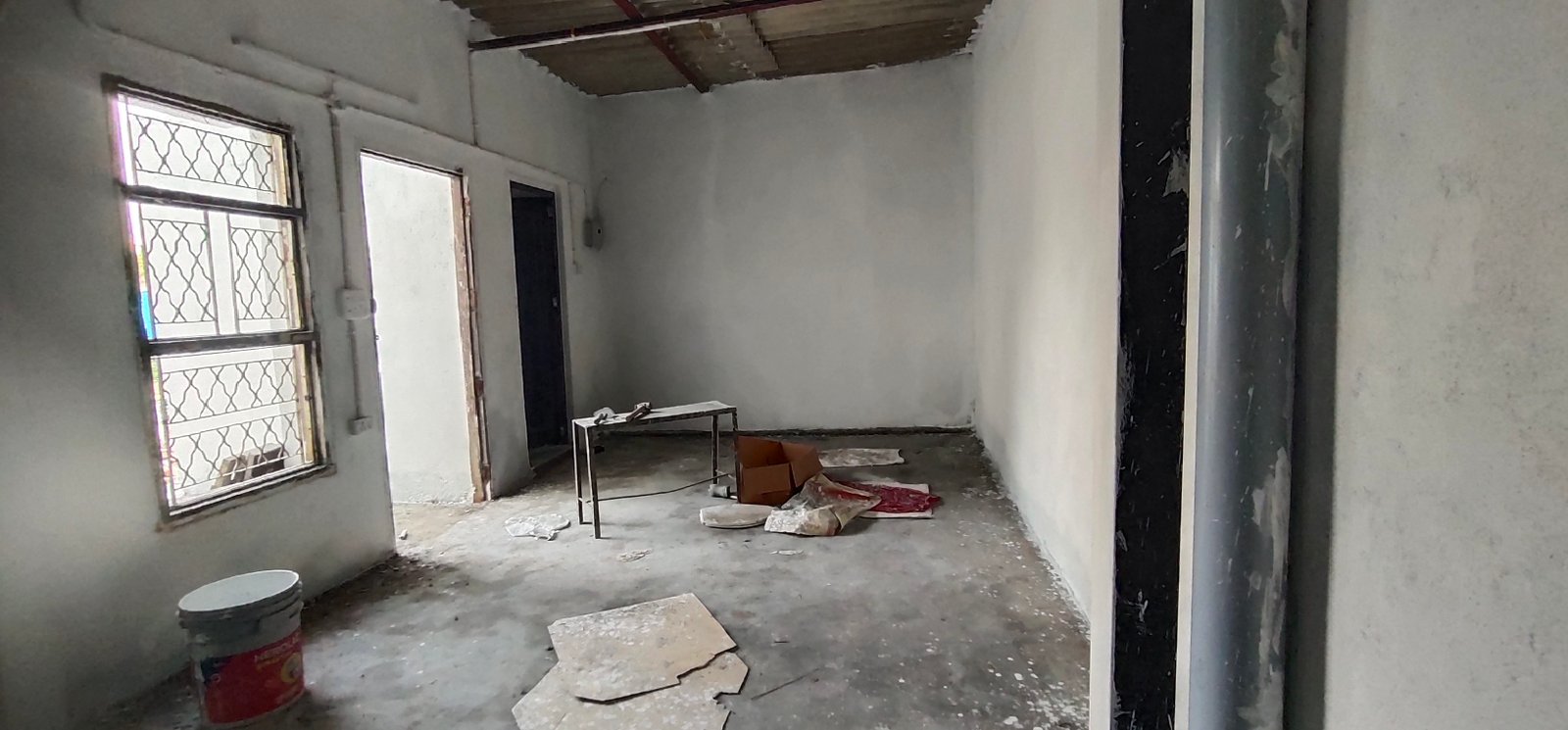 Newly Built Warehouse with Office in Chhawla. 500 meters from UER-II Expressway