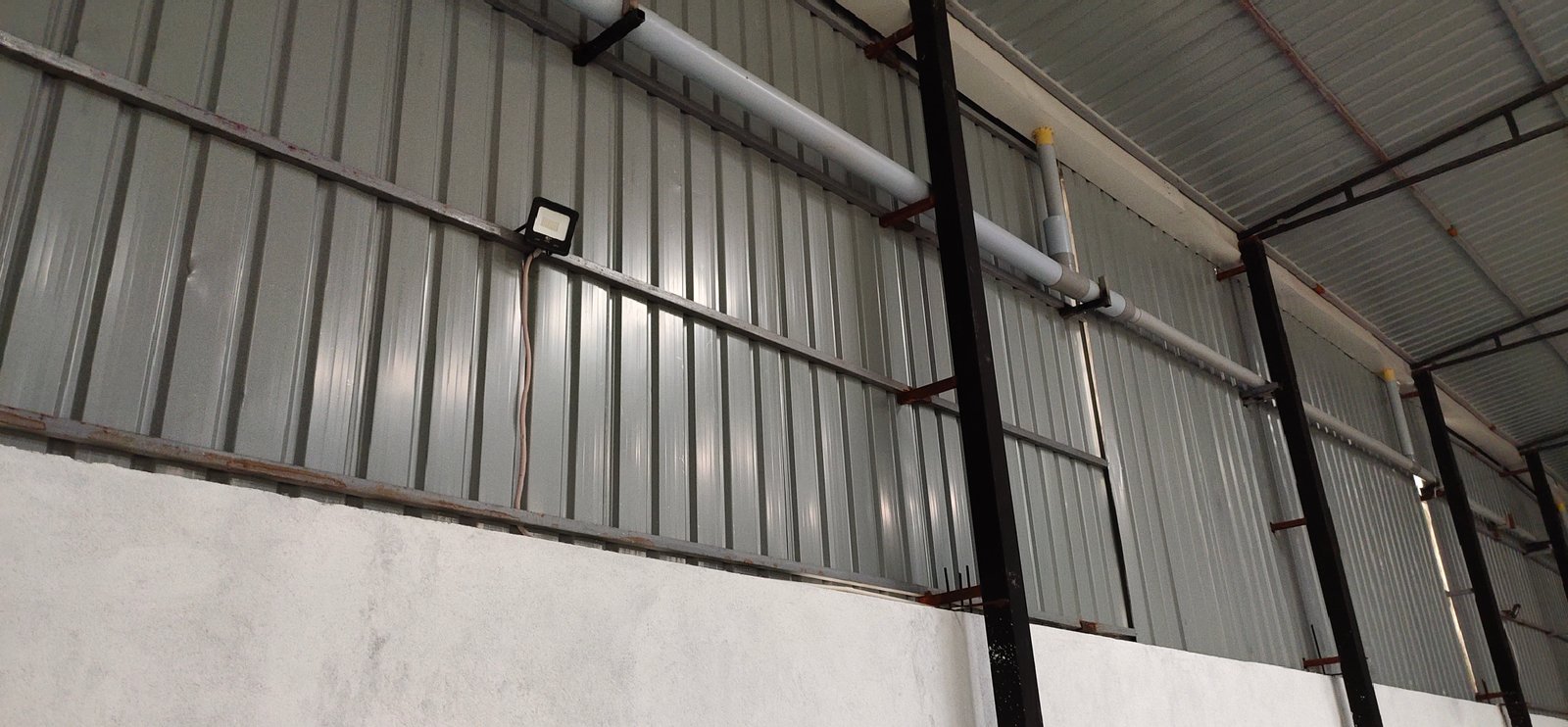 Newly Built Warehouse with Office in Chhawla. 500 meters from UER-II Expressway