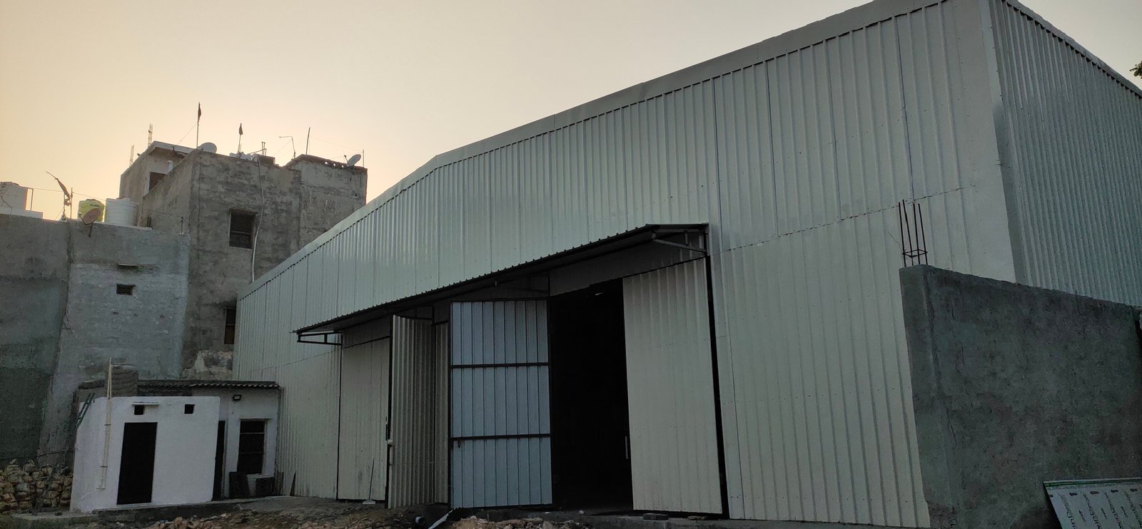 Newly Built Warehouse with Office in Chhawla. 500 meters from UER-II Expressway